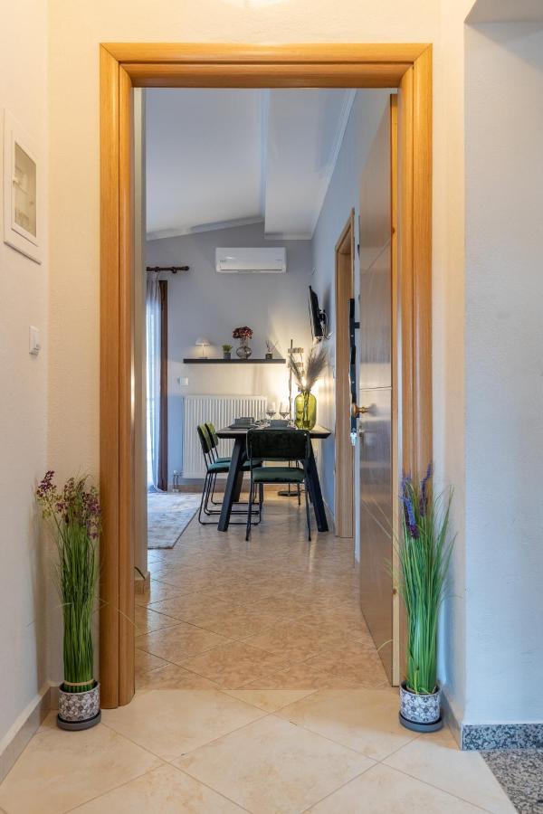 Luxury Central Apartment Xanthi Esterno foto