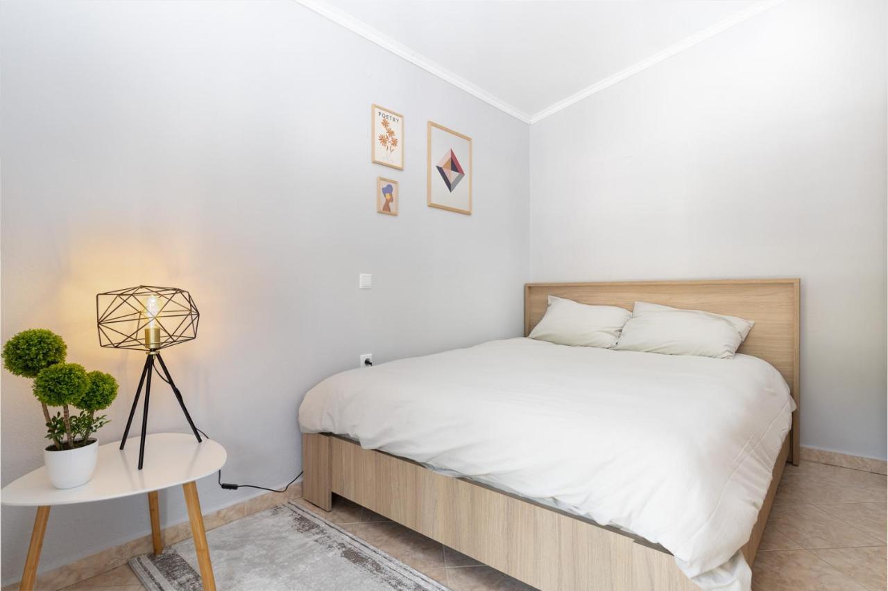 Luxury Central Apartment Xanthi Esterno foto